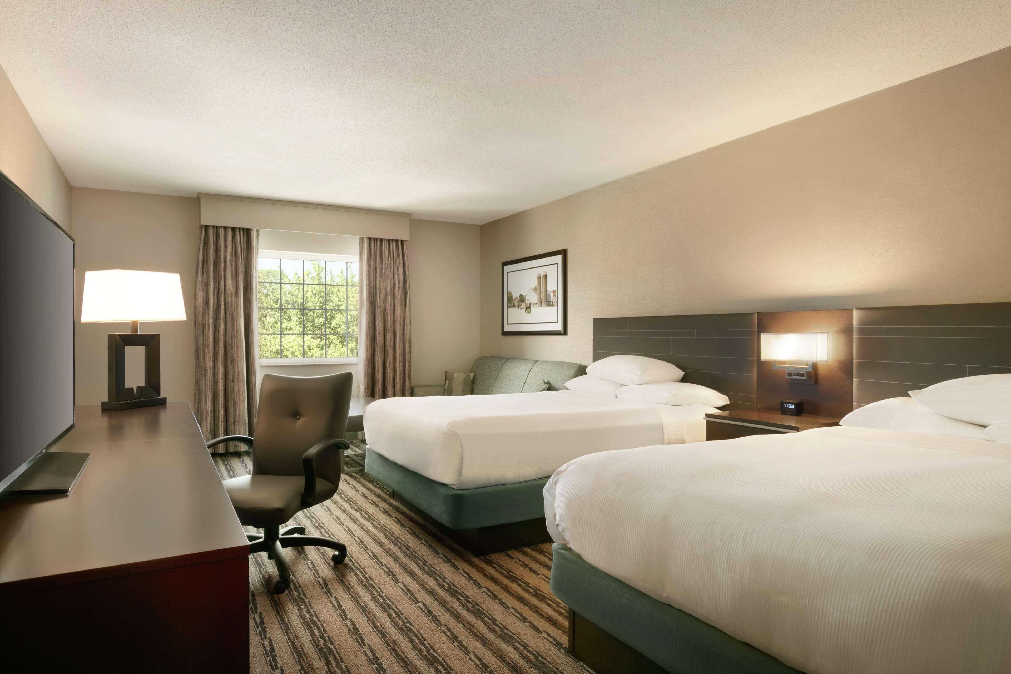 Doubletree Resort By Hilton Lancaster Willow Street Екстер'єр фото