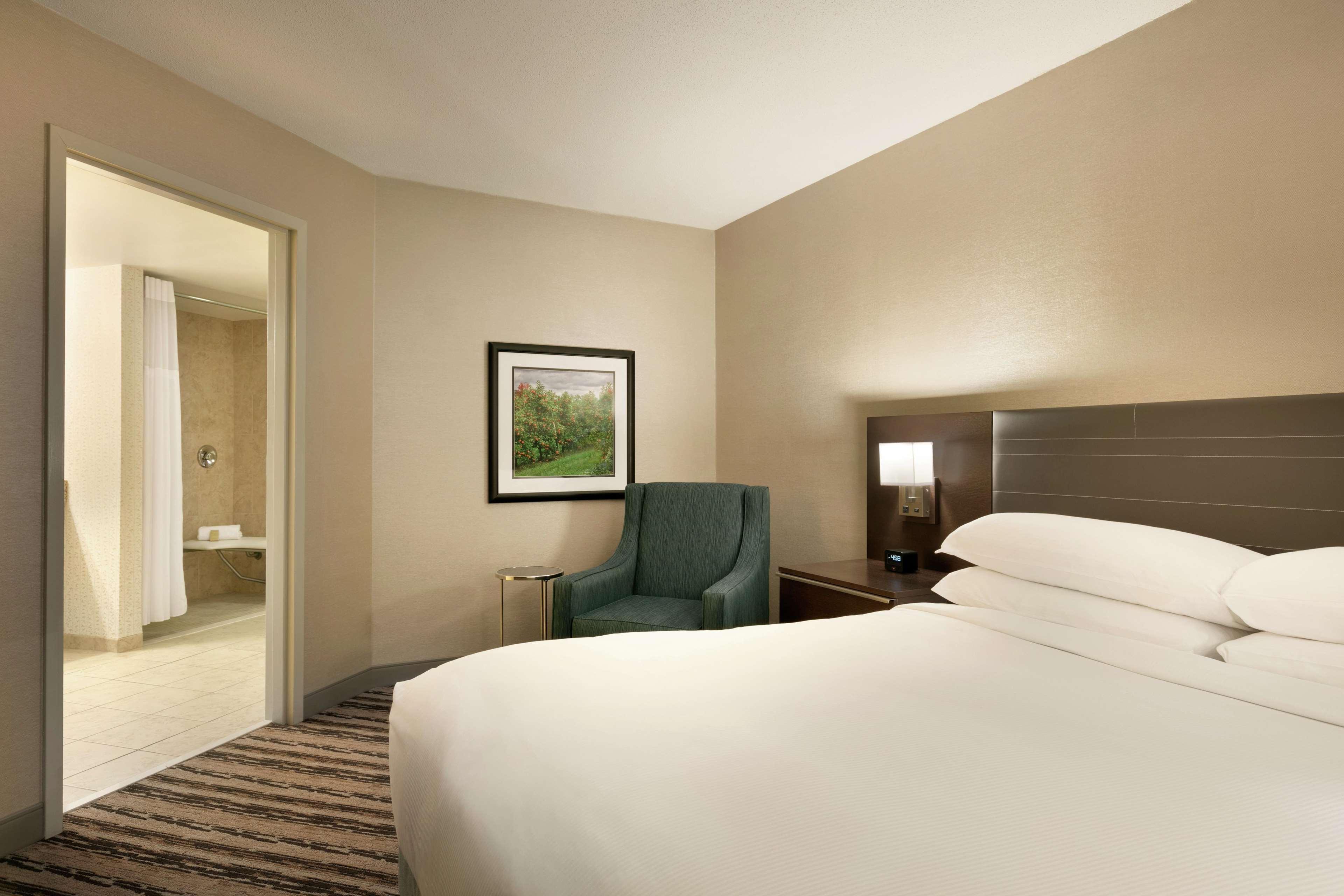Doubletree Resort By Hilton Lancaster Willow Street Екстер'єр фото