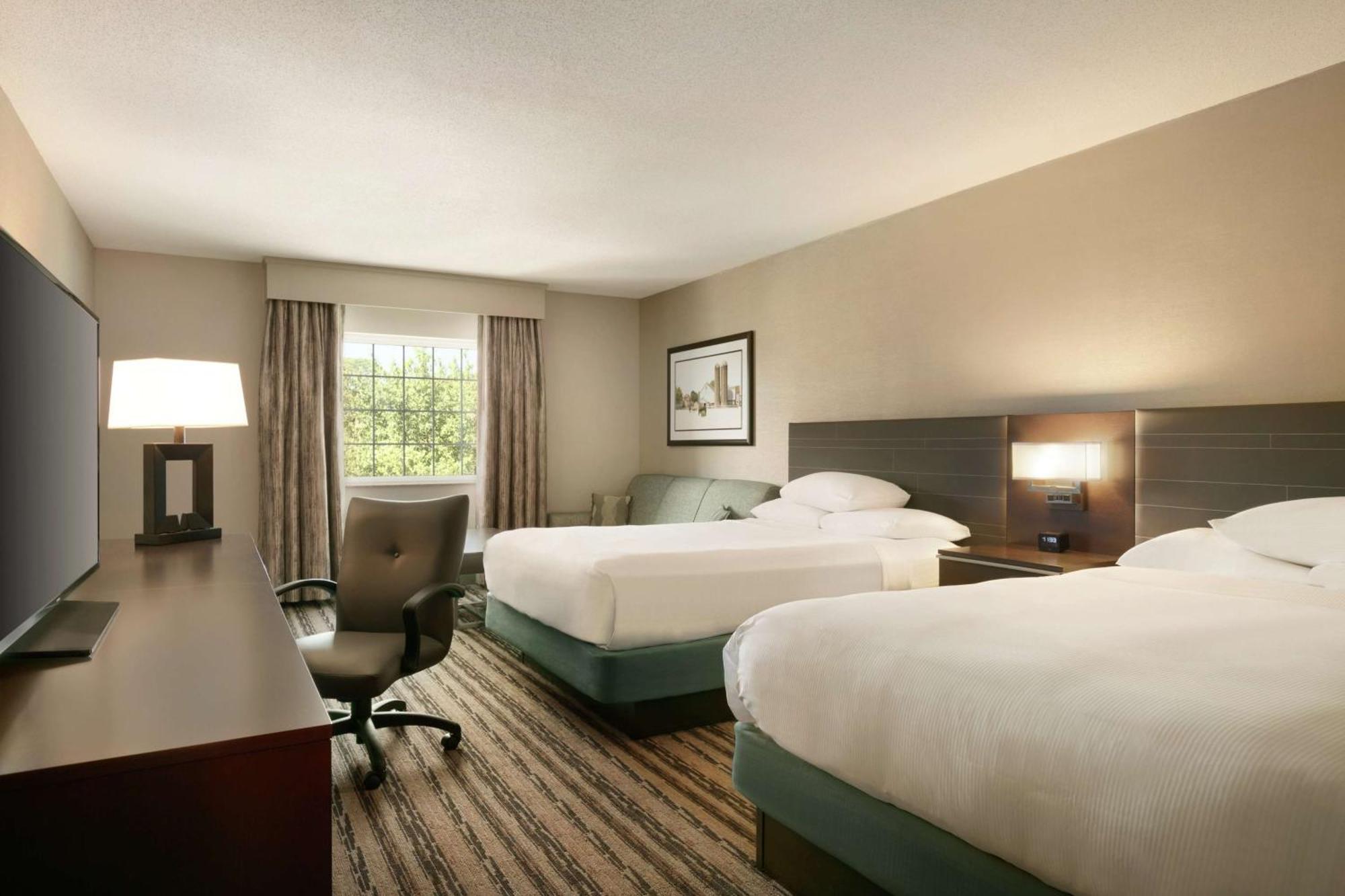 Doubletree Resort By Hilton Lancaster Willow Street Екстер'єр фото